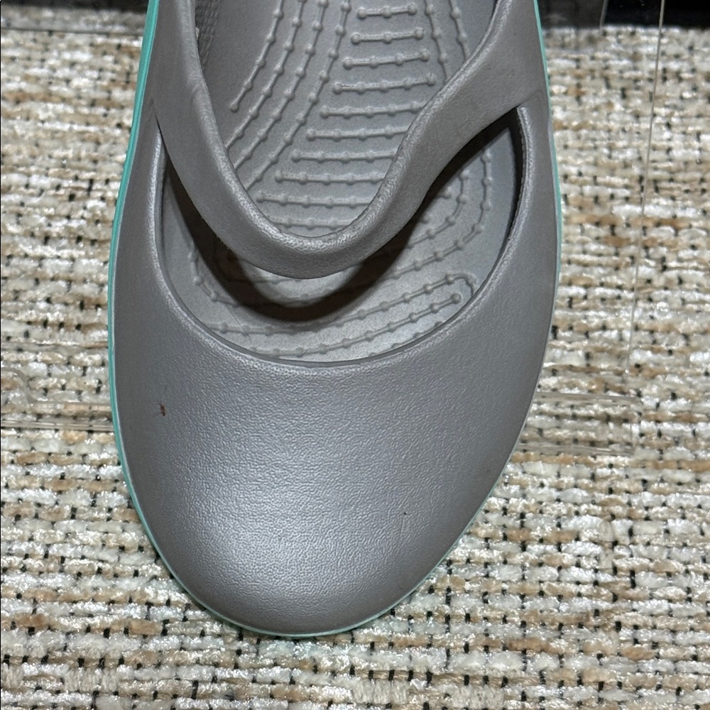 CROCS Women's Gray and Green Flats - Picture 5 of 11